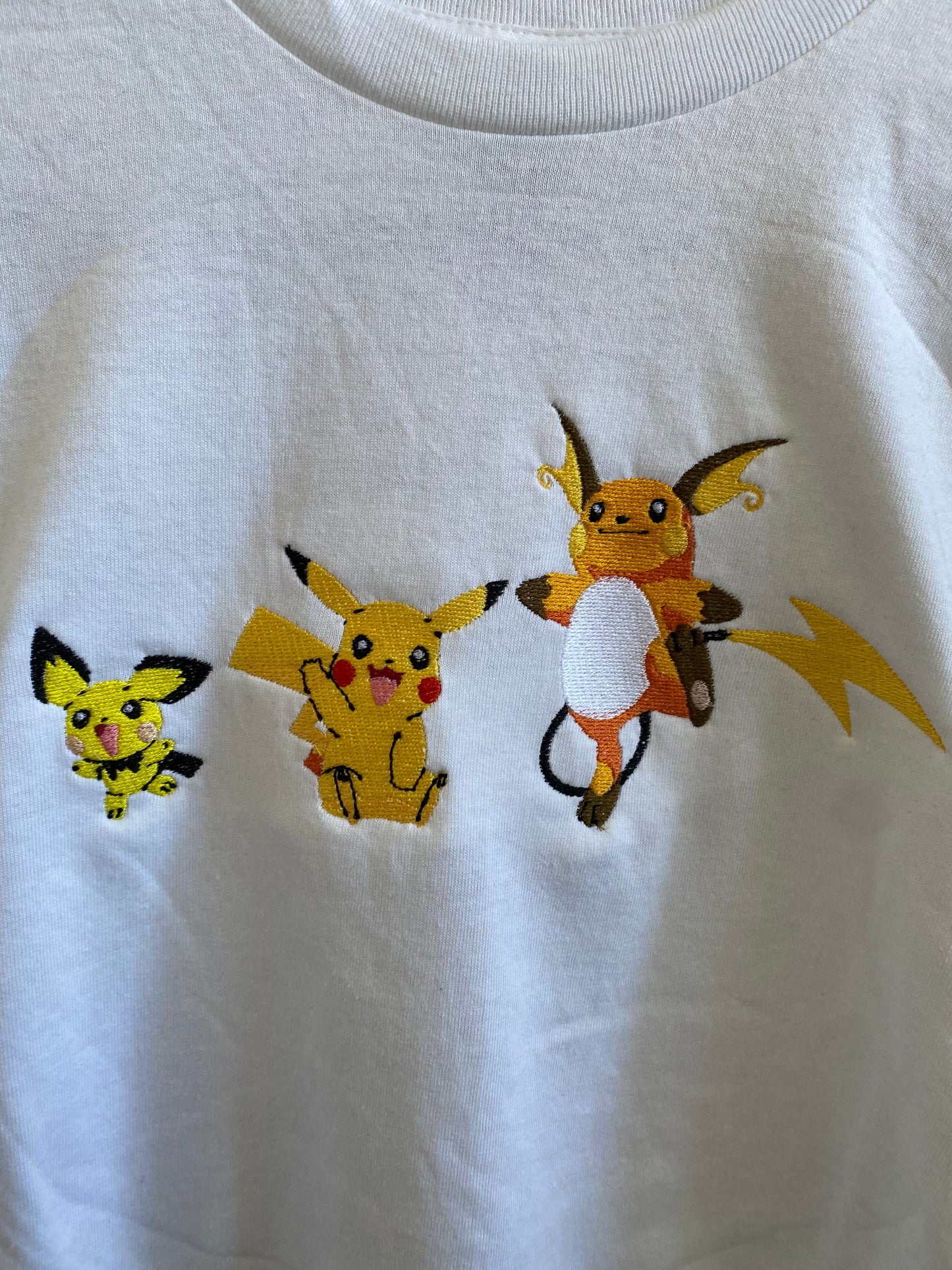 T-shirt/ sweat Pokémon Pikachu
