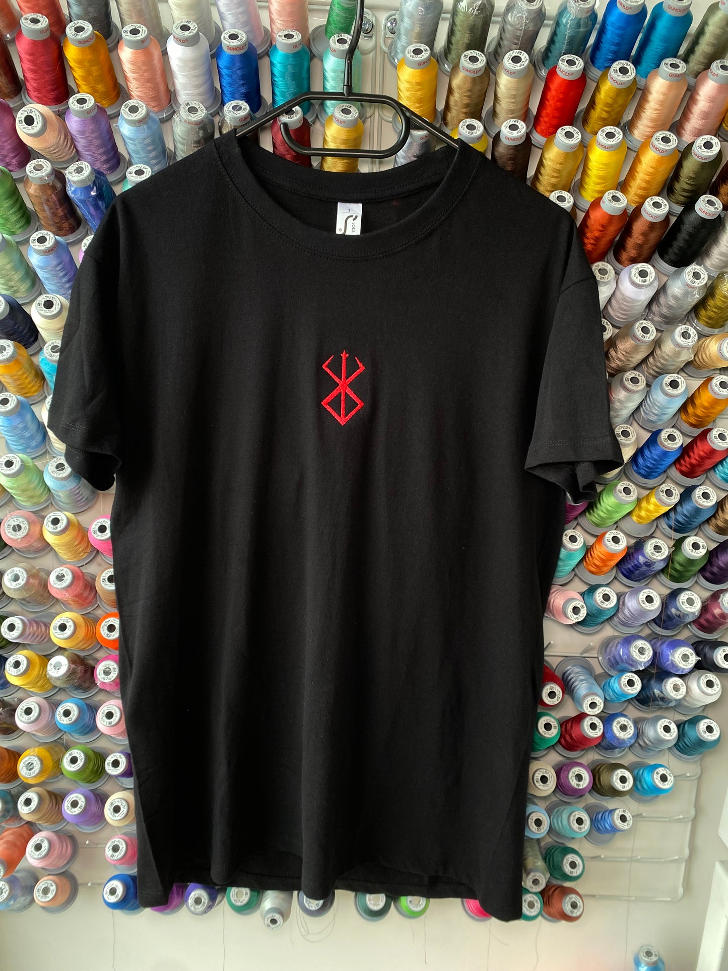 T shirt berserk guts