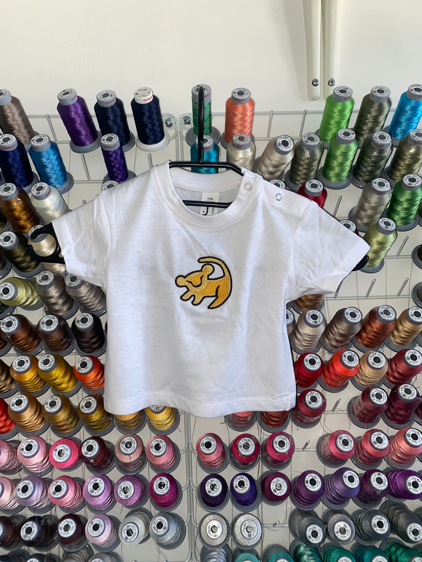 Sweat/ T shirt Simba
